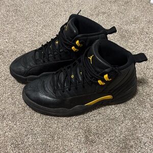 Nike Air Jordan 12 Retro “Black Taxi” CT8013-071 Men’s Size 10.5 Black/Yellow